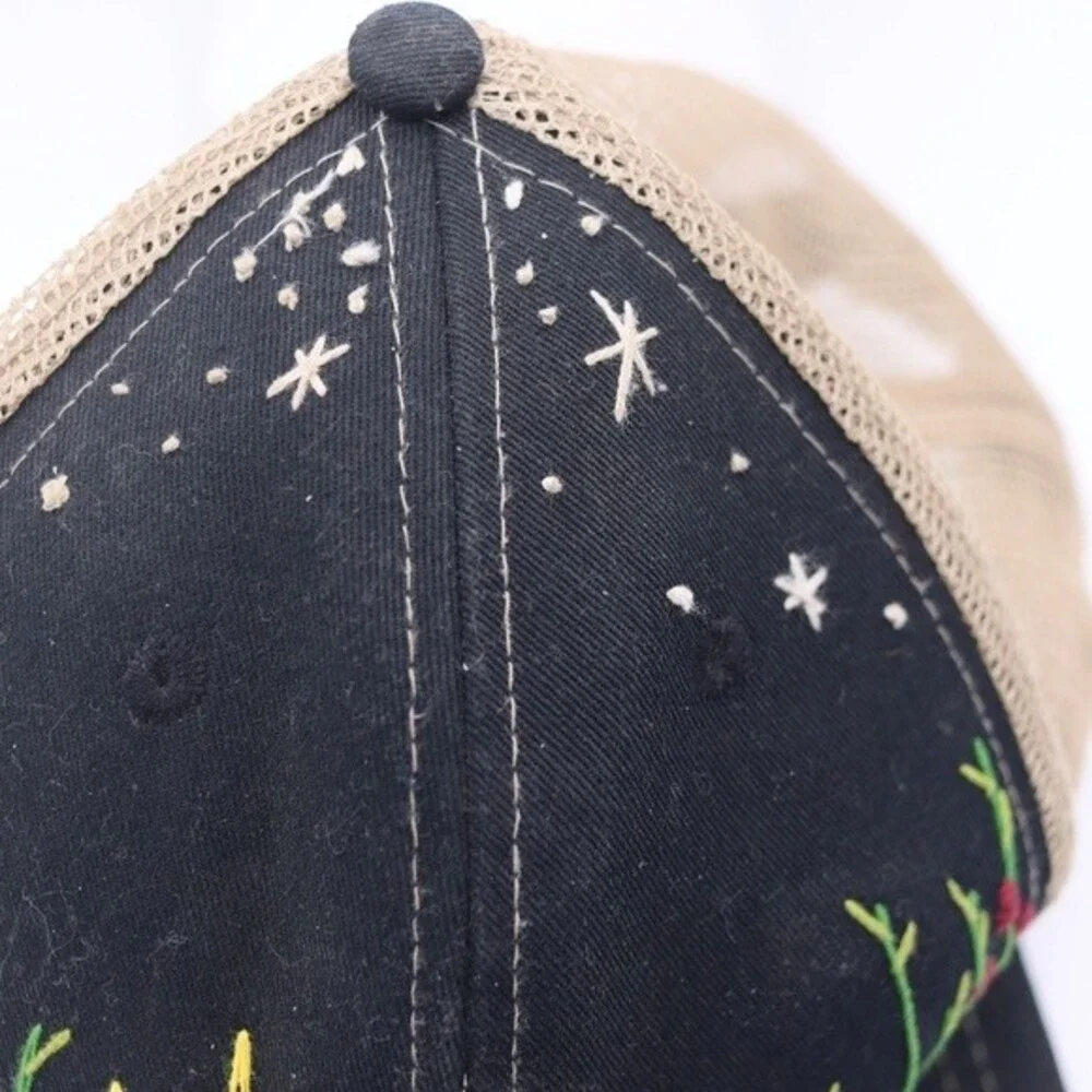 Gregory Vintage Adjustable Hat With Landscape Embroidered Details Sun Floral